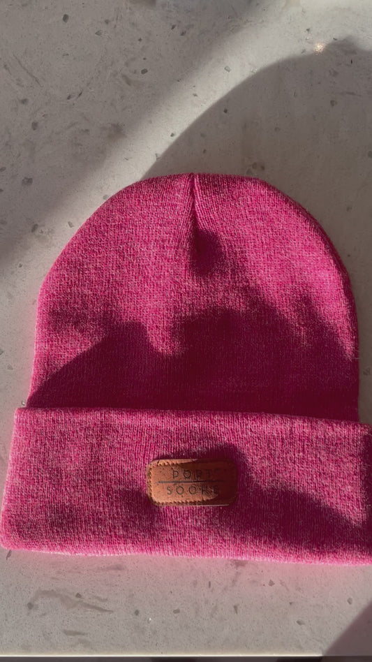 Light Heather red toque